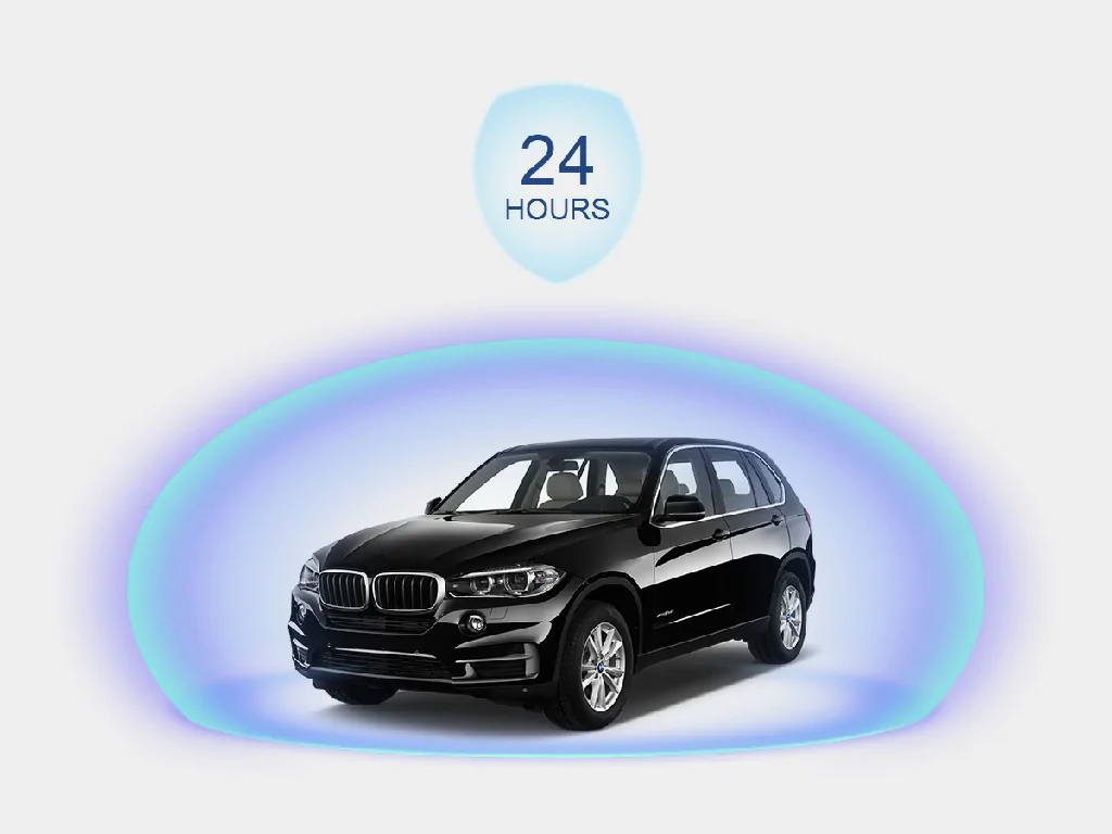 A car collision with a security lock icon, illustrating the GD09's instant event alerts and secure cloud storage.